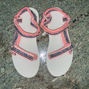 Free People - Teva Sandals